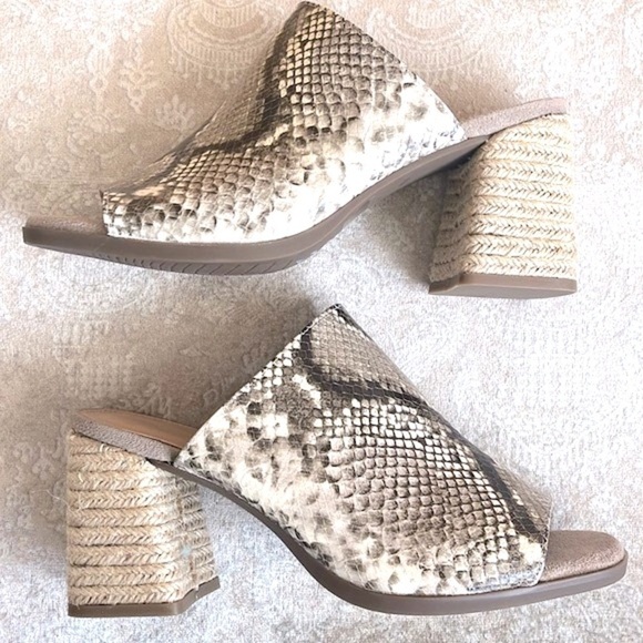 Brand New Rockport Genuine Leather Snakeskin Print Amara Slide Heeled Sandals - Picture 14 of 16
